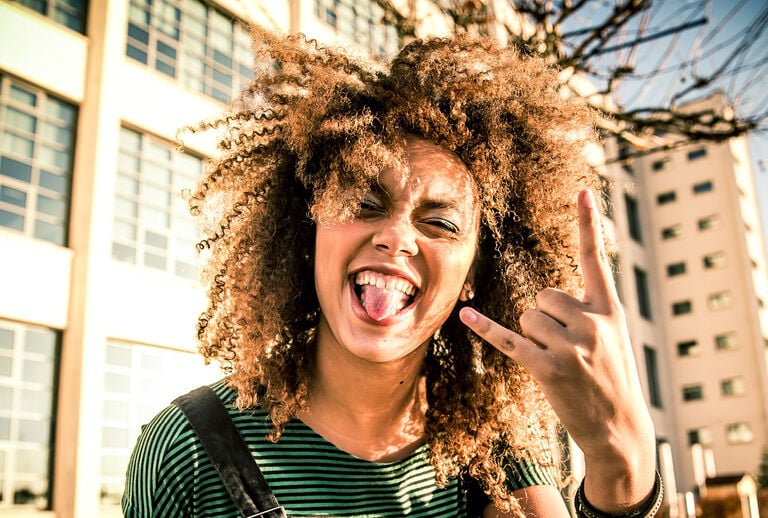 Streetwear Frauen / Jetzt shoppen!