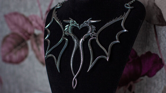 Unglaublich schön &#8211; die Dragon Consort Halskette von Alchemy Gothic