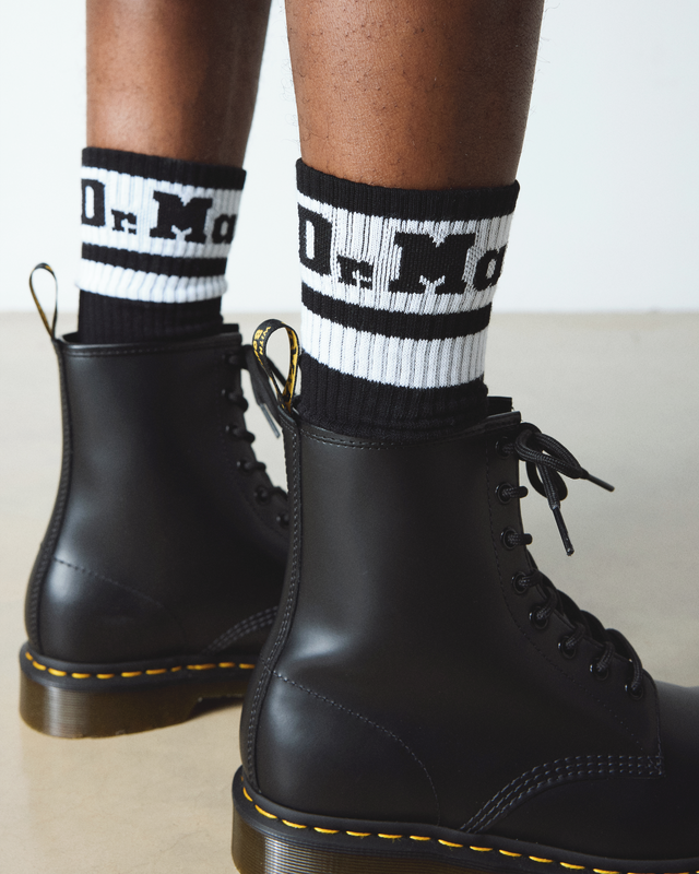 0190665563405 - Athletic Logo Sock - Black + White Socken schwarz in S-M