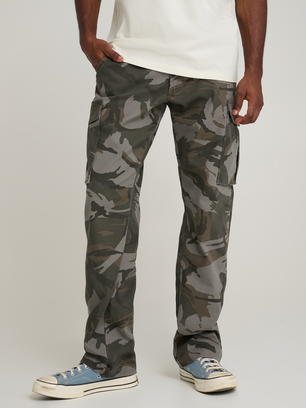 Wrangler - Camouflage Cargobroek - Stranger Things Mike Lucas Pant Camo - voor Mannen - camouflage