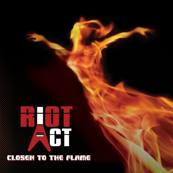 Riot Act Closer to the flame CD multicolor