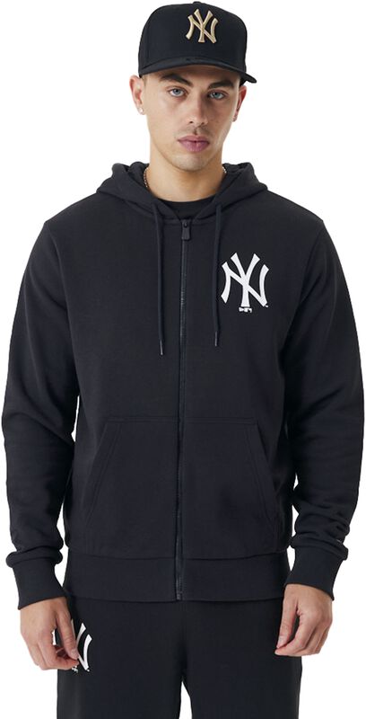 League Essentials - NY Yankees