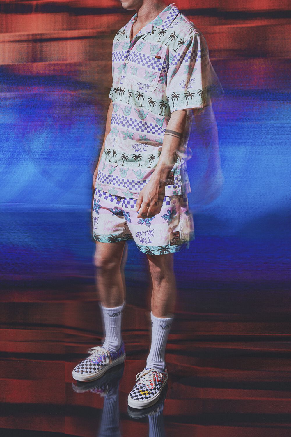 Vans CALIFORNIA STRIPE WOVEN, Stranger Things x Vans Kurzarmhemd multicolor Vans CALIFORNIA STRIPE WOVEN, Stranger Things x Vans Kurzarmhemd multicolor