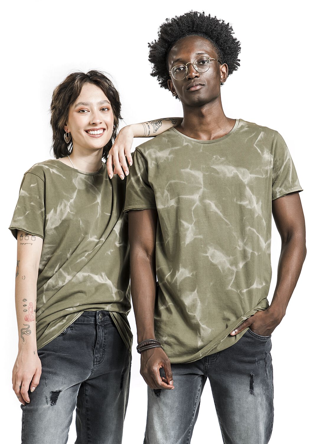 Image of T-Shirt di EMP Special Collection - EMP Special Collection X Urban Classics unisex acid wash t-shirt - S a XL - Donna - verde oliva
