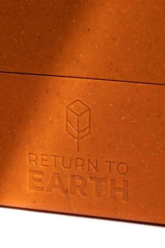 Filme & Serien Spiel- & Freizeitartikel Return to Earth Box - Orange | Ultimate Guard Kartenspiel
