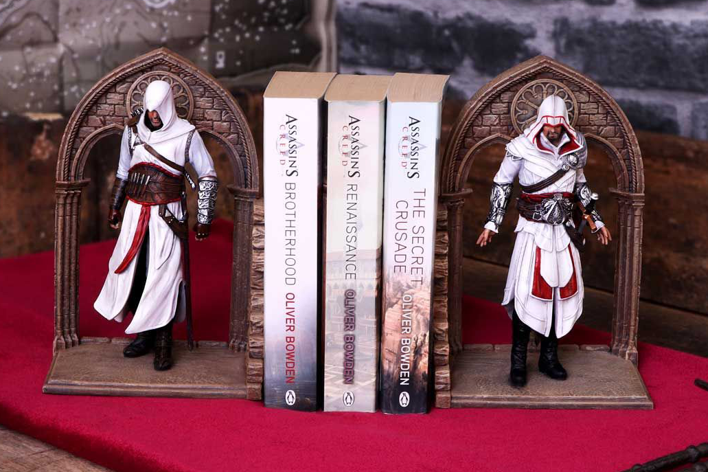 Assassin's Creed Altair und Ezio Buchstütze schwarz weiß