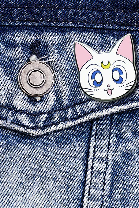 Thumbnail - Sailor Moon Artemis Pin weiß