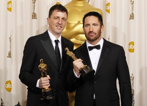 Atticus Ross und Trent Reznor pose backstage at the 83rd Academy Awards in Hollywood
